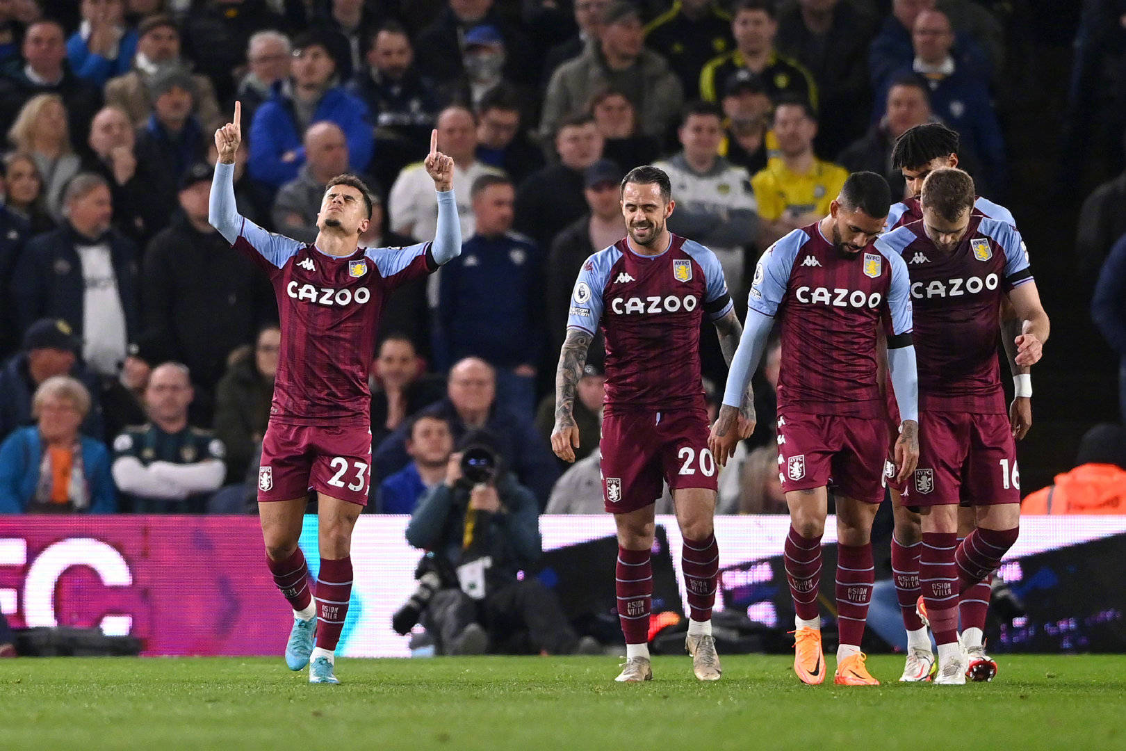 在激烈竞争 在激烈竞争